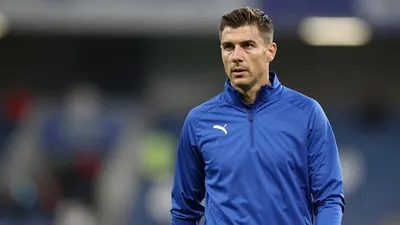 Hamburger SV diskutiert mögliche Verpflichtung von Stepan Chaloupek - aktuelle Gerüchte, Finanzrahmen und Auswirkungen...